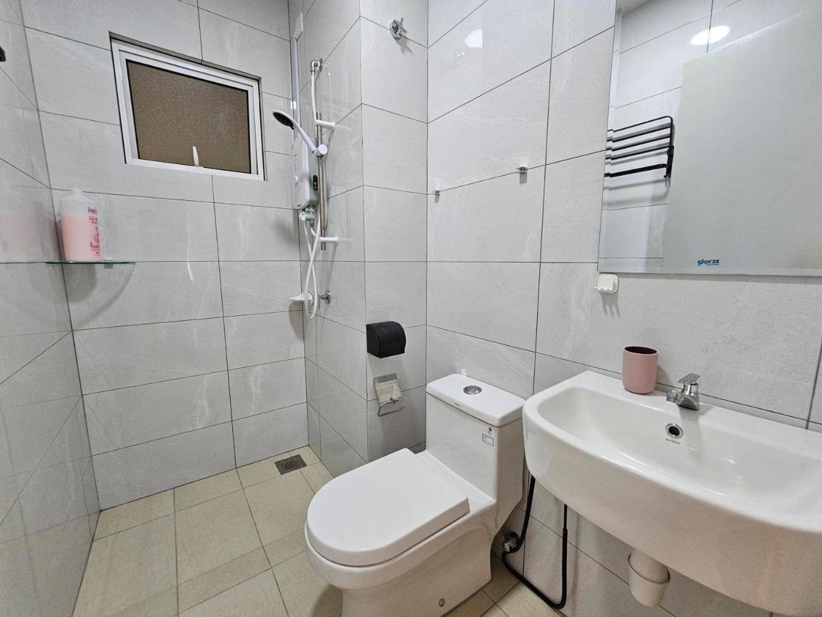 Amber Cove Melaka By Ggm Apartment Ngoại thất bức ảnh