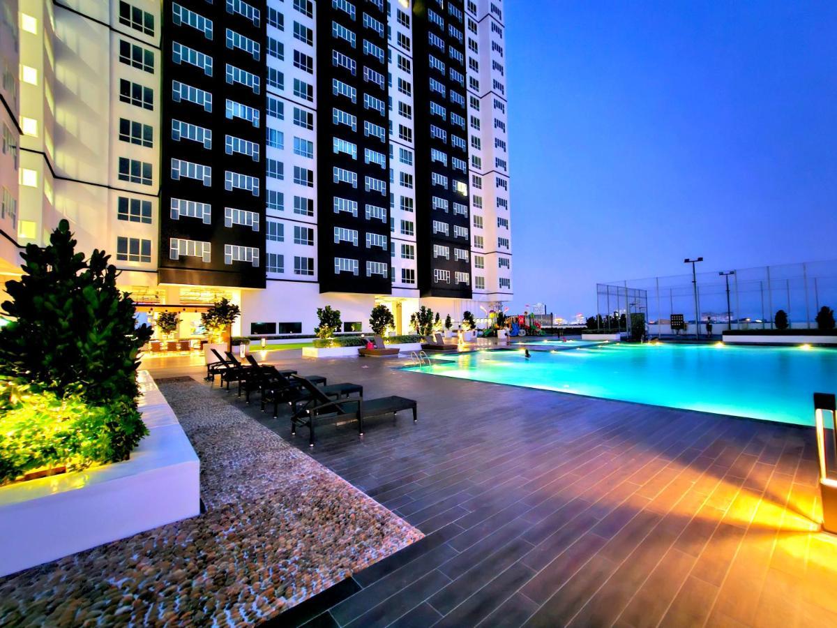Amber Cove Melaka By Ggm Apartment Ngoại thất bức ảnh